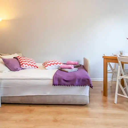شقة Violet Apartament Z Parkingiem *