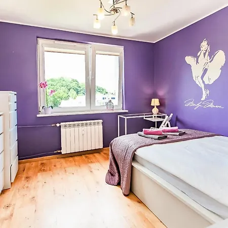 Violet Apartament Z Parkingiem * سوبوت